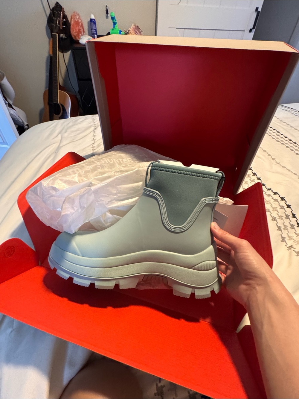 Hunter Chunky Chelsea Boot in light blue